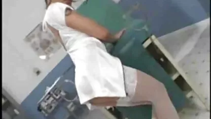 בכביש גלובל סקס ביער, אדם במכונית דופק את הפילגש הסרטן עם תחת הדוק