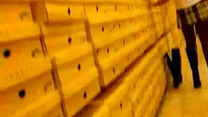 איש גס ג ' סרטי גייז באורך מלא ינג ' ר אחי חיה הלם בשני החורים על ידי זין גדול