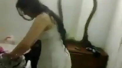 שני תלמידים סקס אמריקאי חינם מזיינים מורה למתמטיקה מבוגר בכיתה
