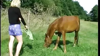 זנותית בהלבשה תחתונה ארוטית מזדיינת עם מצלמות סקס חינם גבר מאוד הפכפך