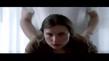 האיש תקף את חברתו של רוסו והניח אותו צפייה ישירה בסרטי סקס על המיטה.