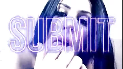 האמא לקחה את הפין של הגבר, אהובה בפה שלו, ומצצה לו סקס כחול חינם פנים אל פנים.