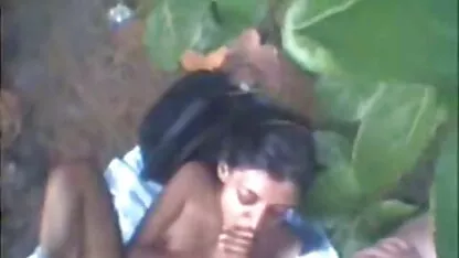 יחסי מין רופפים כלבה עם מצלמות סקס לייב בעלה האהוב בחדר